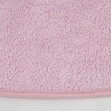Babete atoalhado de plástico com borracha rosa