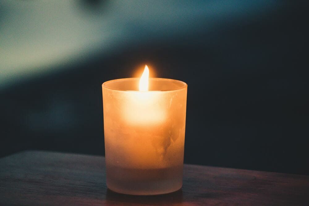 Cómo hacer velas caseras de citronela contra los mosquitos