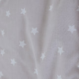 Edredão de inverno bege com estampado de estrelas