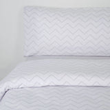 Capa de edredão de flanela cinza zig zag