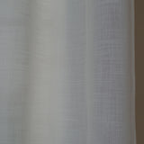 Cortina com ilhós feobe off-white
