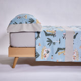 Conjunto de folhas de coco