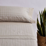 Lençóis quadrados de flanela bege