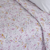 Edredão floral claro
