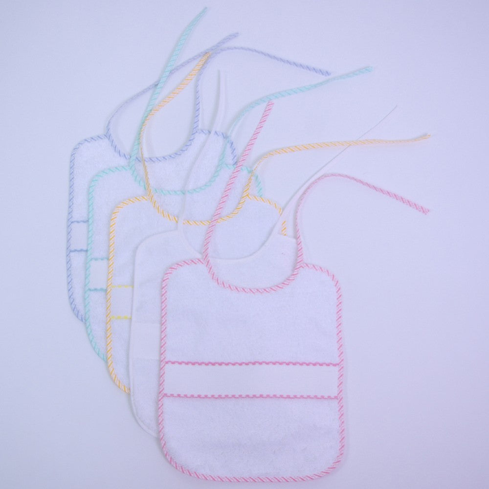 BABERO RIZO BORDADO JIRAFA MARRÓN 2